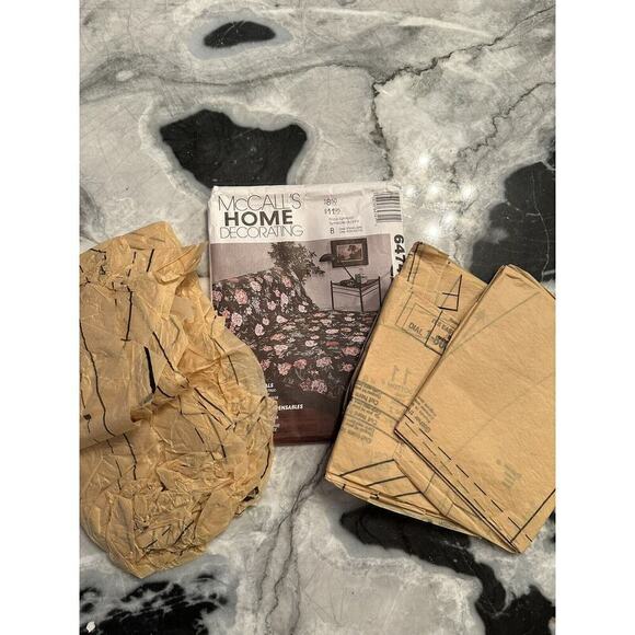 McCalls Vintage Cover Essentials for Chair Covers Futon Covers and Shirred Panel - Picture 3 of 8